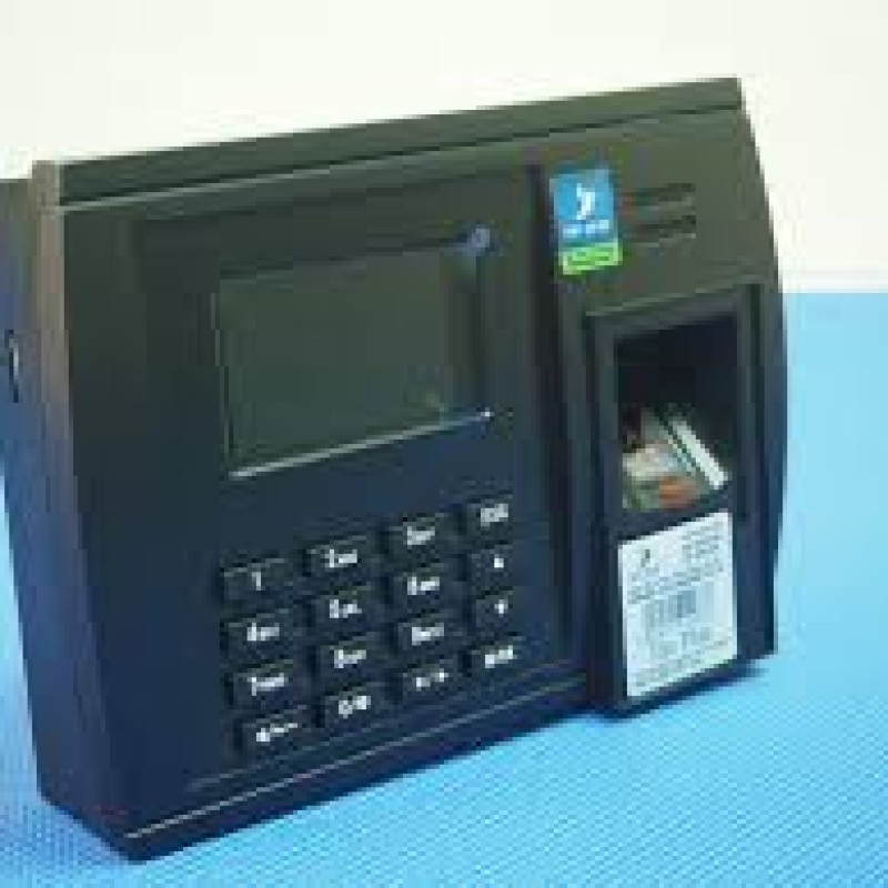 Máy Chấm Công Vân Tay & Thẻ Ronald Jack 5000TC – Kết Nối Wi-Fi, Đa Năng, Dễ Dùng