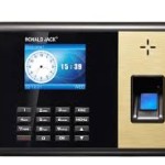 Máy chấm công WiFi 3800 Pro – 3.000 vân tay + thẻ + pin lưu điện